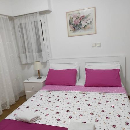 Flor De Mayo,Apt In Alimos Near The Sea Athens Exterior photo